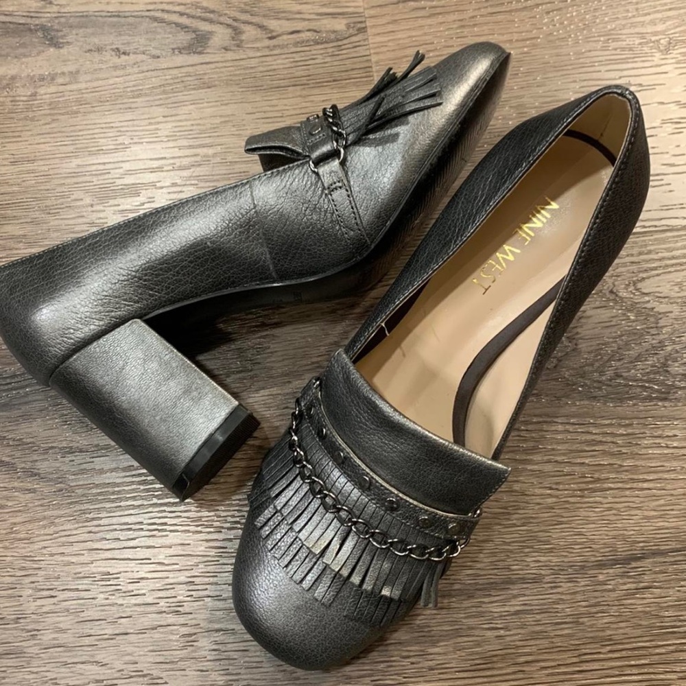 Nine West loafer heels with chain